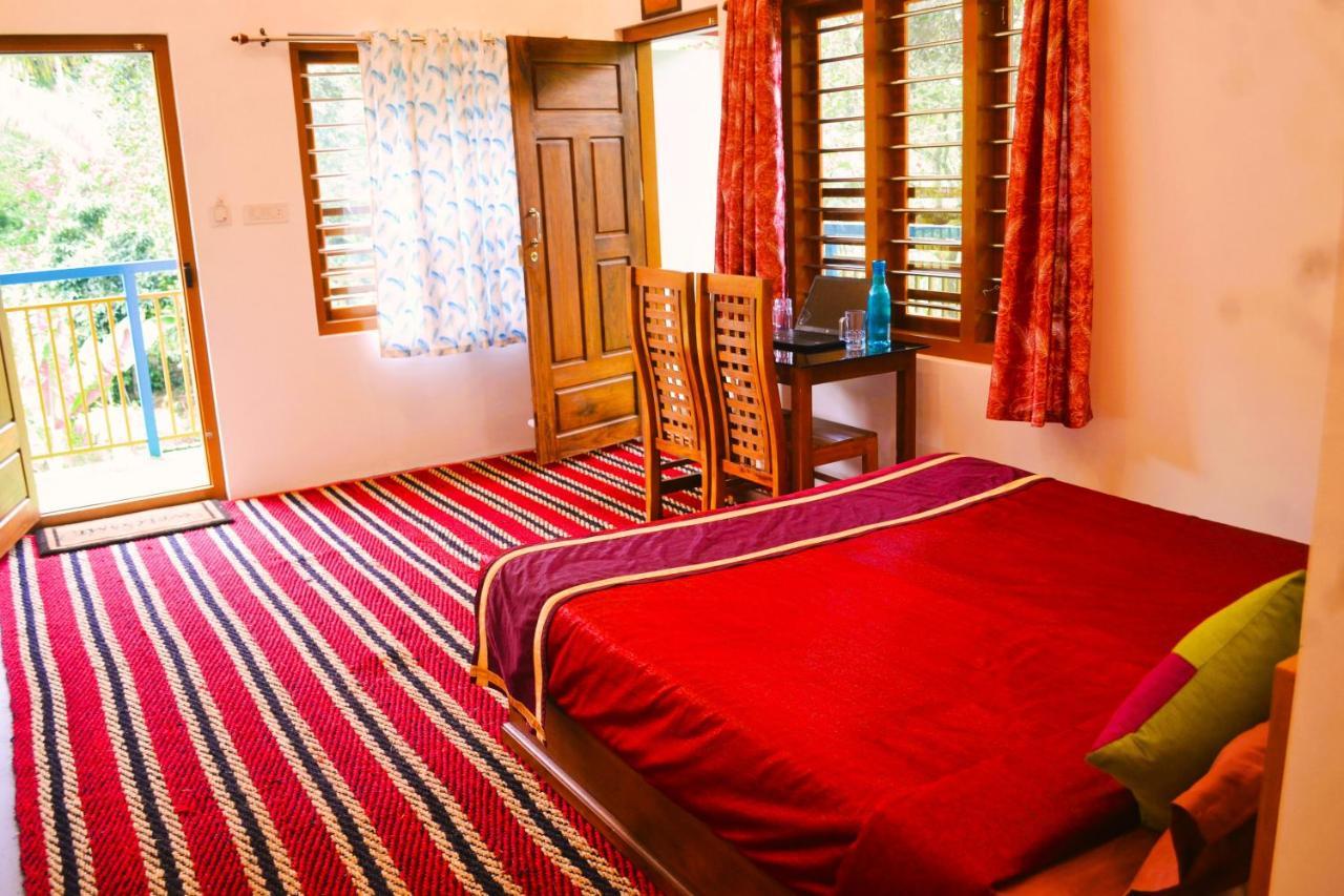 Arabian Nights Munnar Villa Eksteriør bilde