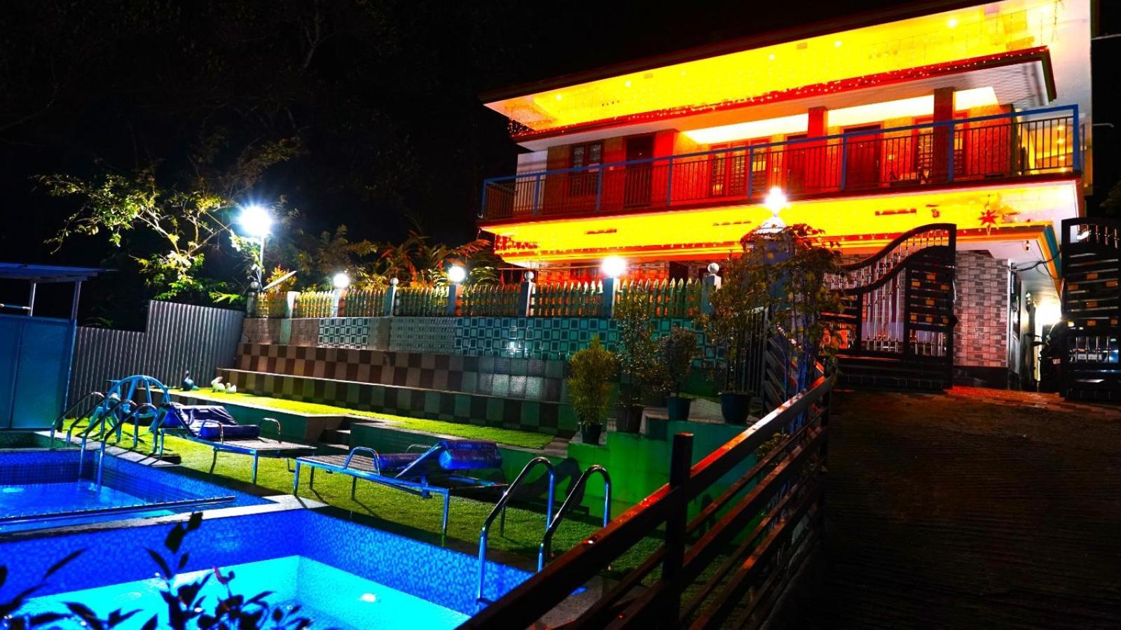 Arabian Nights Munnar Villa Eksteriør bilde